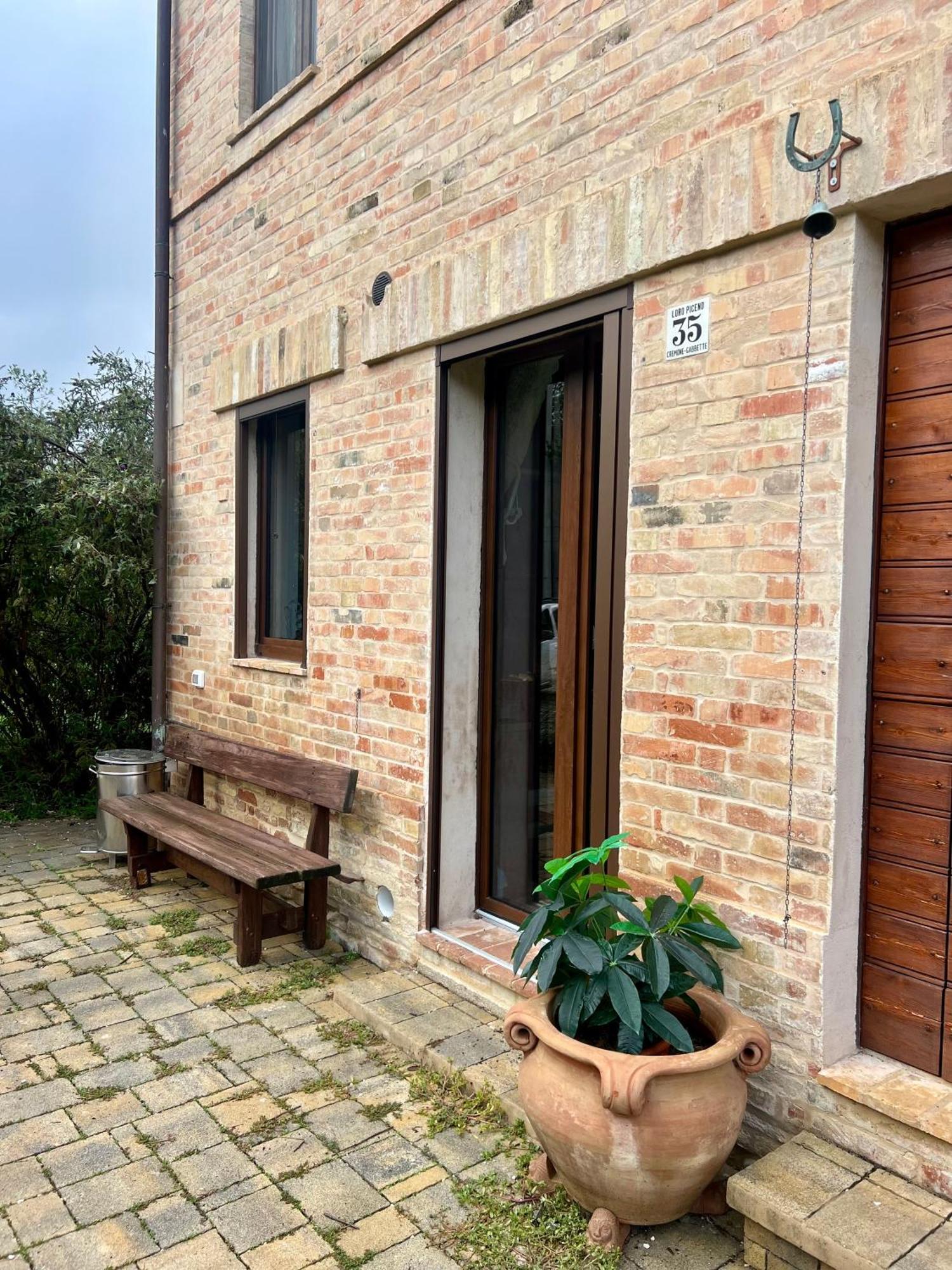 Tenuta Gran Bosco Loro Piceno ภายนอก รูปภาพ