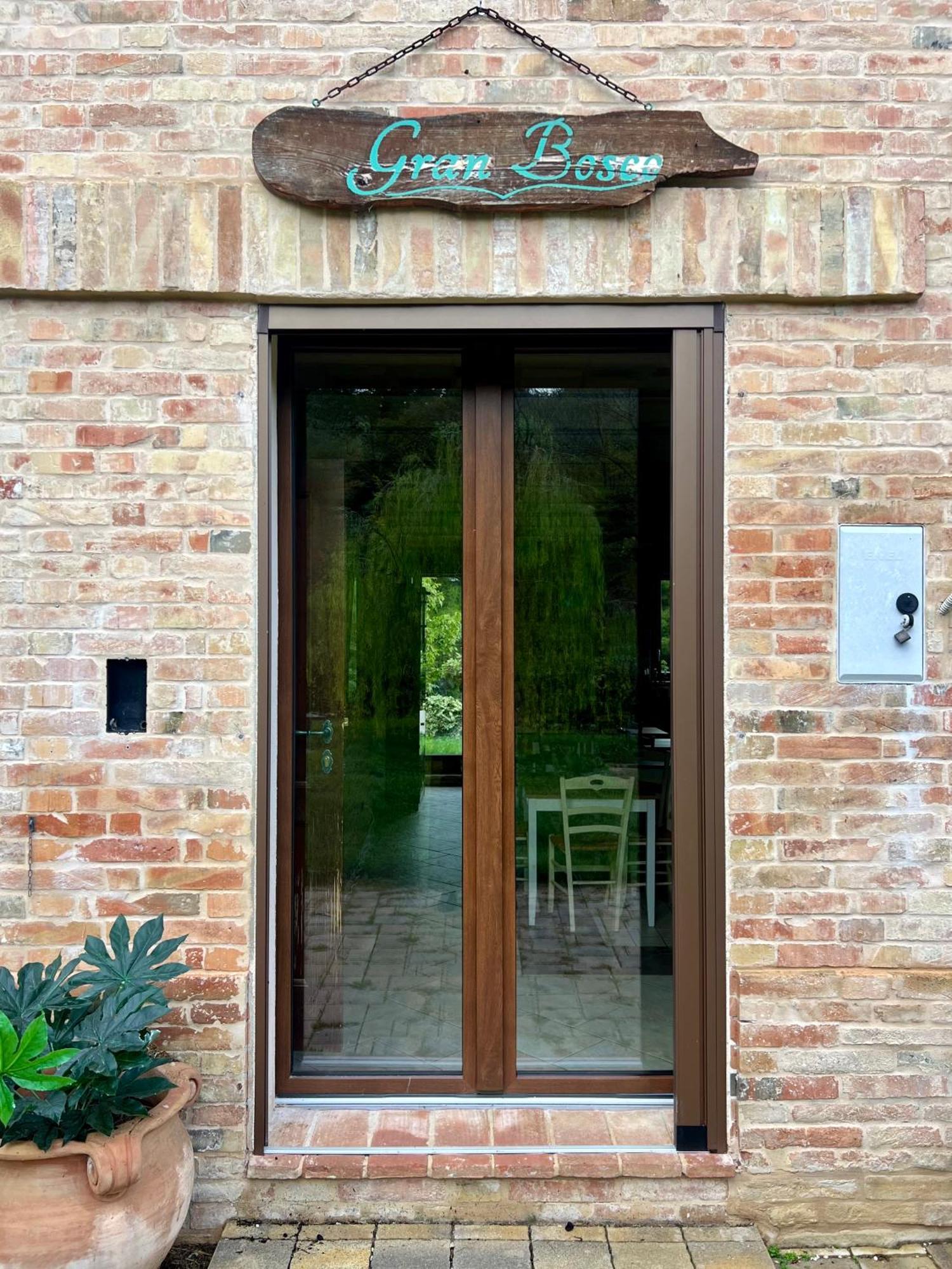 Tenuta Gran Bosco Loro Piceno ภายนอก รูปภาพ